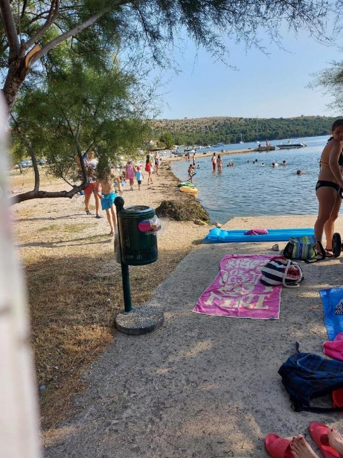 Apartman Luka Jadrtovac Kültér fotó