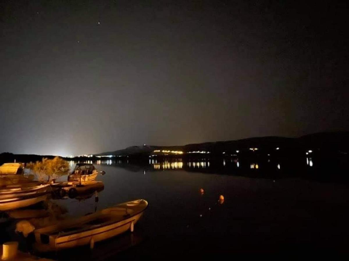 Apartman Luka Jadrtovac Kültér fotó