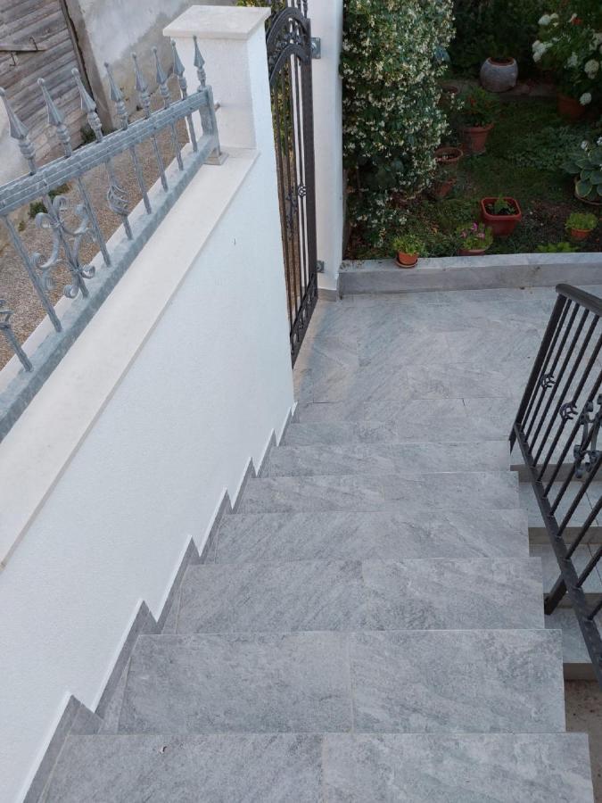 Apartman Luka Jadrtovac Kültér fotó